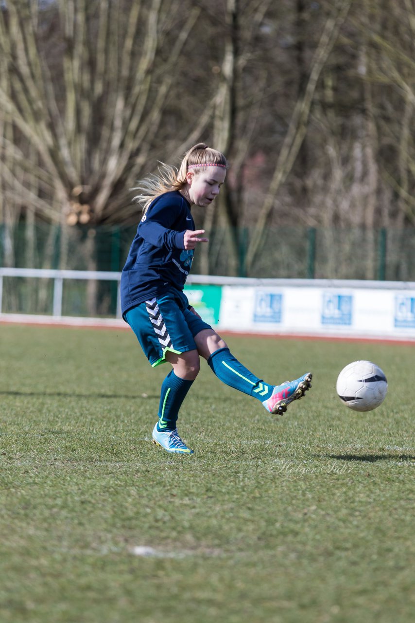 Bild 83 - B-Juniorinnen VfL Oldesloe - Krummesser SV _ Ergebnis: 4:0